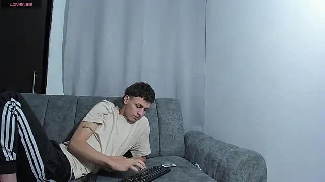 Snapshot of Two_sexboys chatting on February 22, 2026, 12:35 am Two sexboys online show from February 22, 2026, 12:35 am