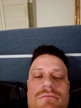 Snapshot of christian9pppp chatting on March 11, 2026, 8:25 pm christian9pppp online show from March 11, 2026, 8:25 pm