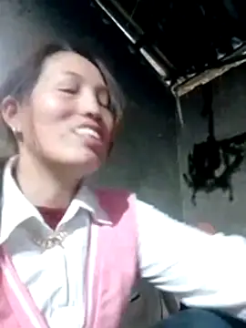 Gummiesu online show from February 3, 2026, 6:22 am