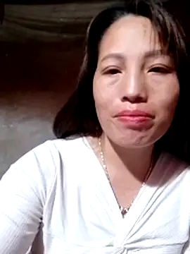 Gummiesu online show from March 27, 2026, 8:32 pm