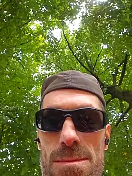 BlnAktivGay online show from July 18, 2026, 10:46 am