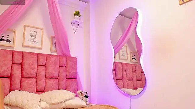 Snapshot of nao_bell_ chatting on January 31, 2026, 7:45 pm nao bell online show from January 31, 2026, 7:45 pm