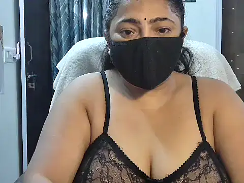 GaggingGirl  online show from August 3, 2026, 3:29 pm