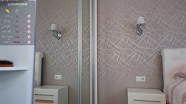 Liory online show from April 23, 2026, 7:37 am