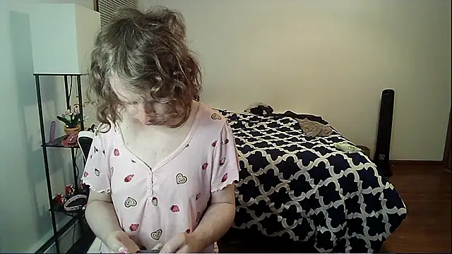 VanFairy526 online show from March 18, 2026, 9:56 am