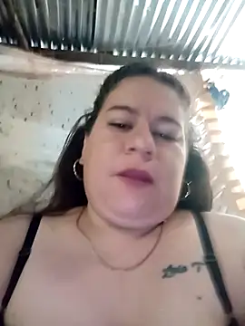 Snapshot of Luciana_37 chatting on January 15, 2026, 1:47 pm Luciana 37 online show from January 15, 2026, 1:47 pm