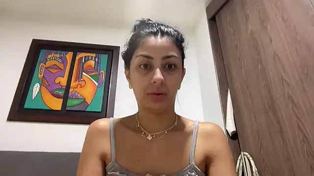 AbrilSantosxo online show from June 12, 2026, 12:36 pm