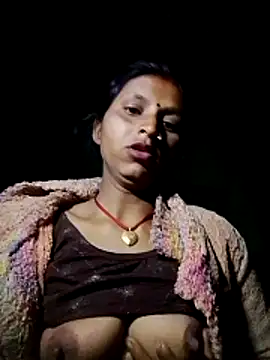 Snapshot of Juli_rathore chatting on February 9, 2026, 11:03 pm Juli rathore online show from February 9, 2026, 11:03 pm