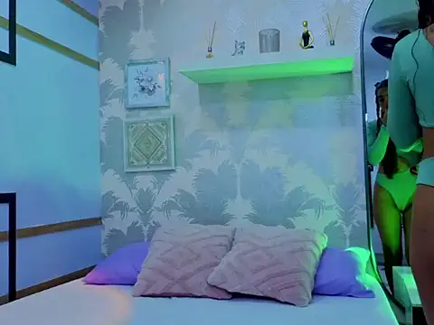 Emma Thompssonn online show from March 17, 2026, 11:46 am