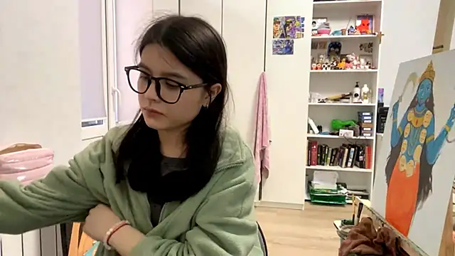 SaintMari online show from April 15, 2026, 2:32 pm