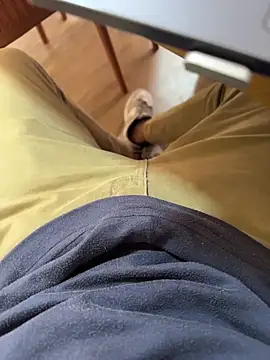 Snapshot of Novinho_Pauzudo_18cm chatting on February 10, 2026, 1:21 pm Novinho Pauzudo 18cm online show from February 10, 2026, 1:21 pm