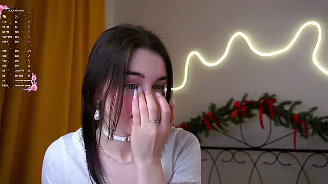 MirnaTellado online show from February 25, 2026, 7:14 pm