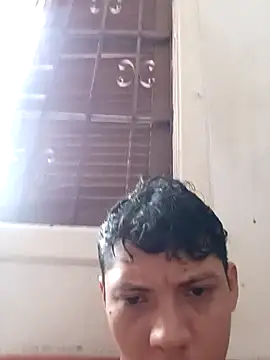 Snapshot of chinadazn chatting on January 15, 2026, 4:43 pm chinadazn online show from January 15, 2026, 4:43 pm