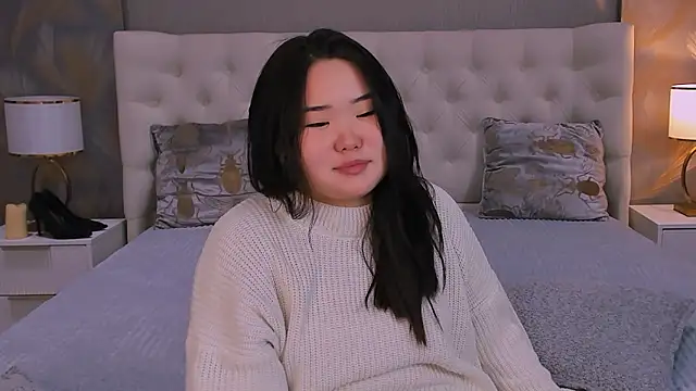 Snapshot of YUMI_G chatting on February 9, 2026, 8:40 pm YUMI G online show from February 9, 2026, 8:40 pm