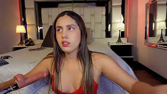 AmaliaMartinez77 online show from February 3, 2026, 1:16 pm