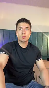 Alexander Connor online show from April 14, 2026, 11:59 am