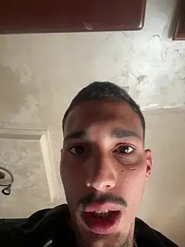 Snapshot of piccolo2002 chatting on March 24, 2026, 8:58 am piccolo2002 online show from March 24, 2026, 8:58 am