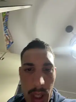 Snapshot of piccolo2002 chatting on March 30, 2026, 6:59 am piccolo2002 online show from March 30, 2026, 6:59 am