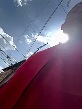 santiObrero online show from April 18, 2026, 3:14 pm