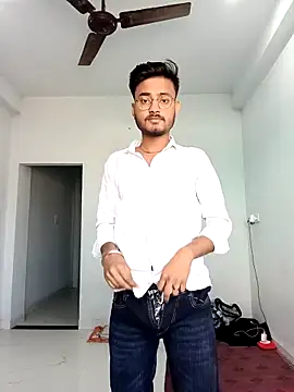 sdgjjkkmm online show from March 28, 2026, 5:19 am