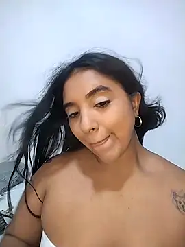 Eva Ferrari online show from May 1, 2026, 9:20 pm