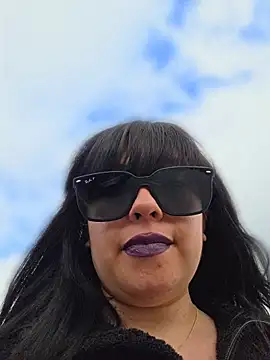 AriannaPenaxo online show from April 4, 2026, 9:54 pm