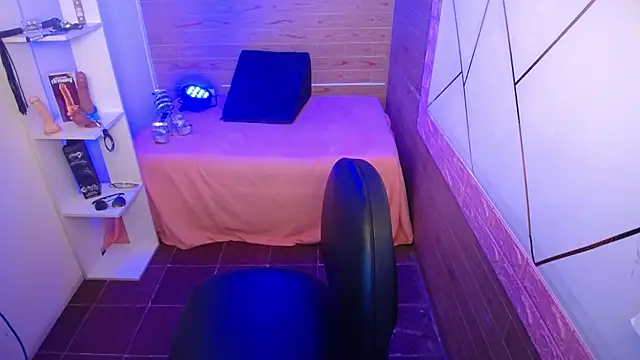 clara luna online show from February 7, 2026, 8:50 pm