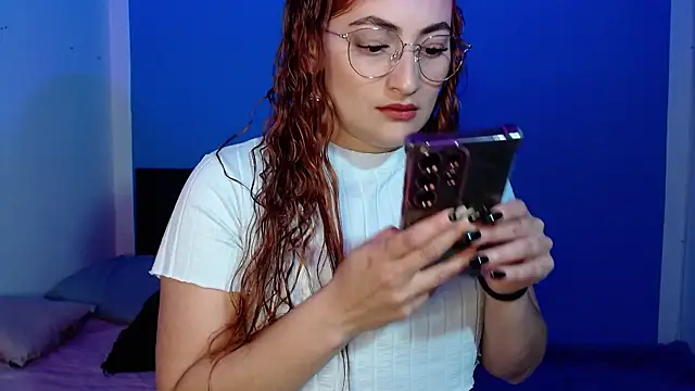 Analia111 online show from March 21, 2026, 12:56 am