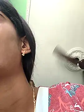 Cute-Natashaa online show from March 13, 2026, 9:36 am