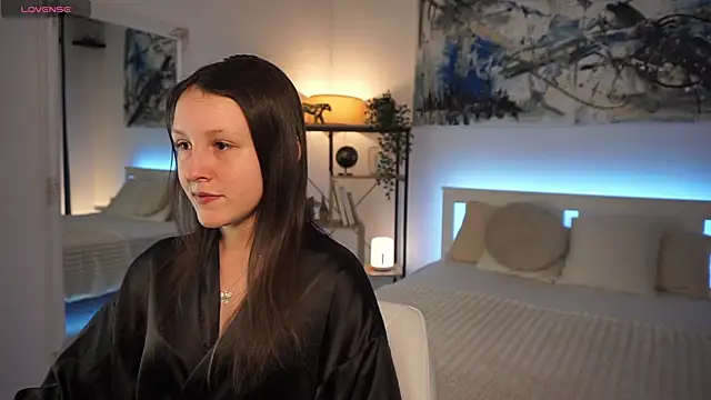 Miss sindy11 online show from March 12, 2026, 8:18 am