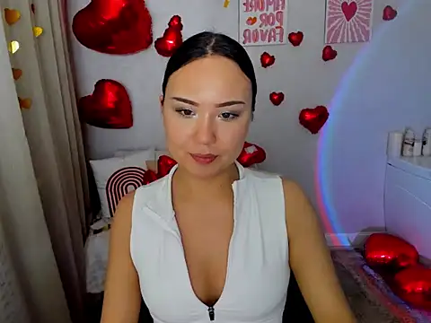 Snapshot of GlowMe chatting on February 1, 2026, 7:28 am GlowMe online show from February 1, 2026, 7:28 am