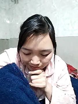 Snapshot of lia-coy chatting on February 21, 2026, 11:34 am lia-coy online show from February 21, 2026, 11:34 am