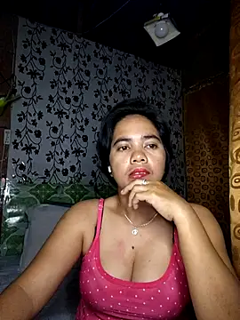 LoveSammantha24xxx online show from March 23, 2026, 7:58 pm