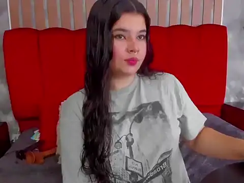 SalomeEvanz online show from May 13, 2026, 4:30 am