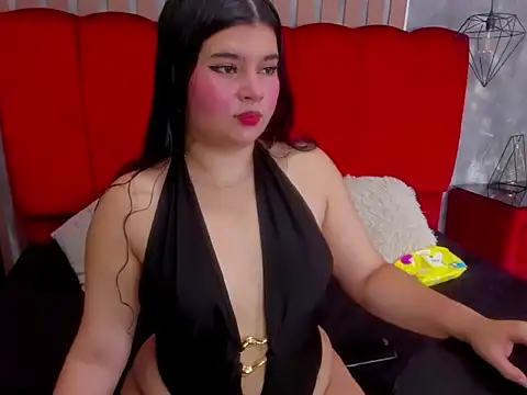 SalomeEvanz online show from June 13, 2026, 7:45 pm