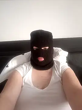 floribigbobs97 online show from January 18, 2026, 6:50 am