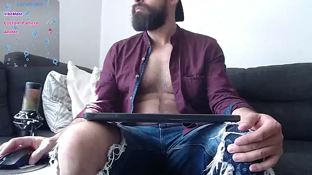 Snapshot of SpermsBank chatting on March 10, 2025, 1:43 pm SpermsBank online show from March 10, 2025, 1:43 pm