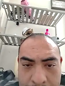 Snapshot of daringprince chatting on February 15, 2026, 8:41 pm daringprince online show from February 15, 2026, 8:41 pm