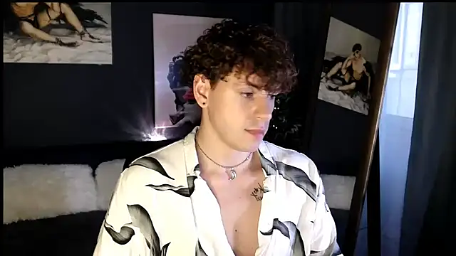 TylerGibson online show from July 16, 2026, 4:48 pm
