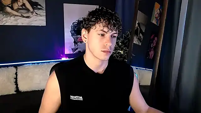 TylerGibson online show from July 30, 2026, 4:00 am