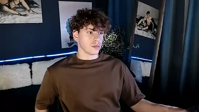 TylerGibson online show from July 23, 2026, 6:48 pm