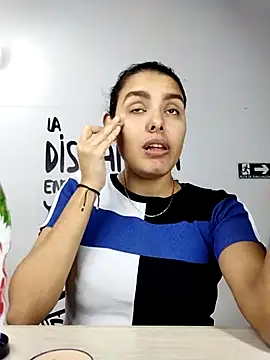 Snapshot of Catalinna_03 chatting on February 17, 2026, 12:13 pm Catalinna 03 online show from February 17, 2026, 12:13 pm