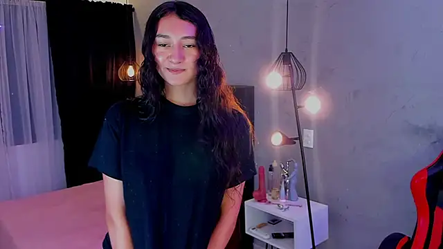 isabella nowa online show from March 30, 2026, 12:28 pm