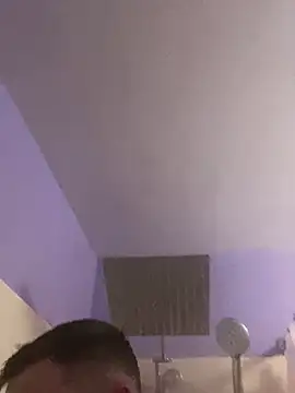 Rumndo1 online show from February 13, 2026, 5:07 am