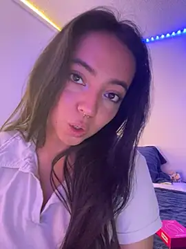 laraa rous online show from April 21, 2026, 5:30 pm