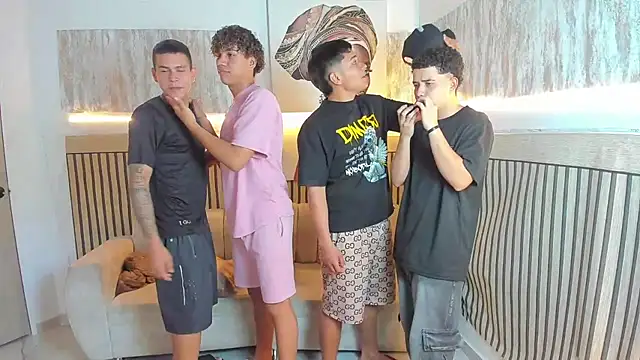 friendslikeplay online show from February 9, 2026, 10:08 pm