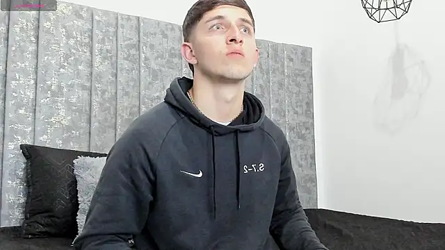 Calvin Hunter online show from March 11, 2026, 2:49 am