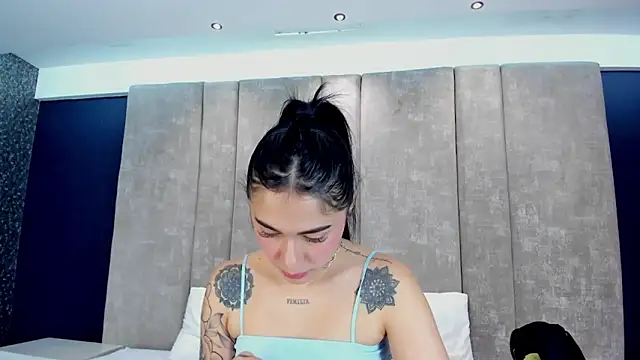 moonlight    online show from January 17, 2026, 5:49 pm