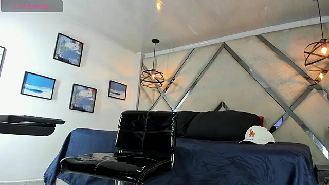 Dusan Grey77 online show from February 6, 2026, 3:46 am