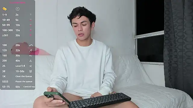 Caydensmit online show from February 3, 2026, 6:11 am